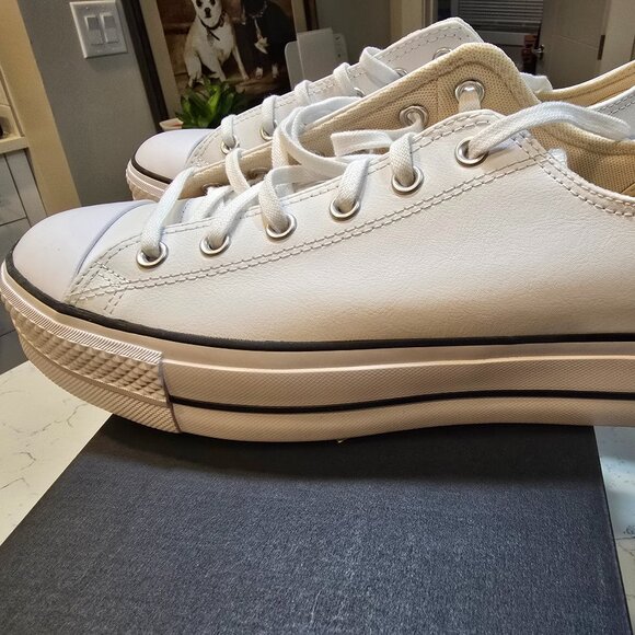 Converse Mens Ctas Lift Ox White Skateboarding Shoes Size 12 LEATHER 561680C - Picture 1 of 9
